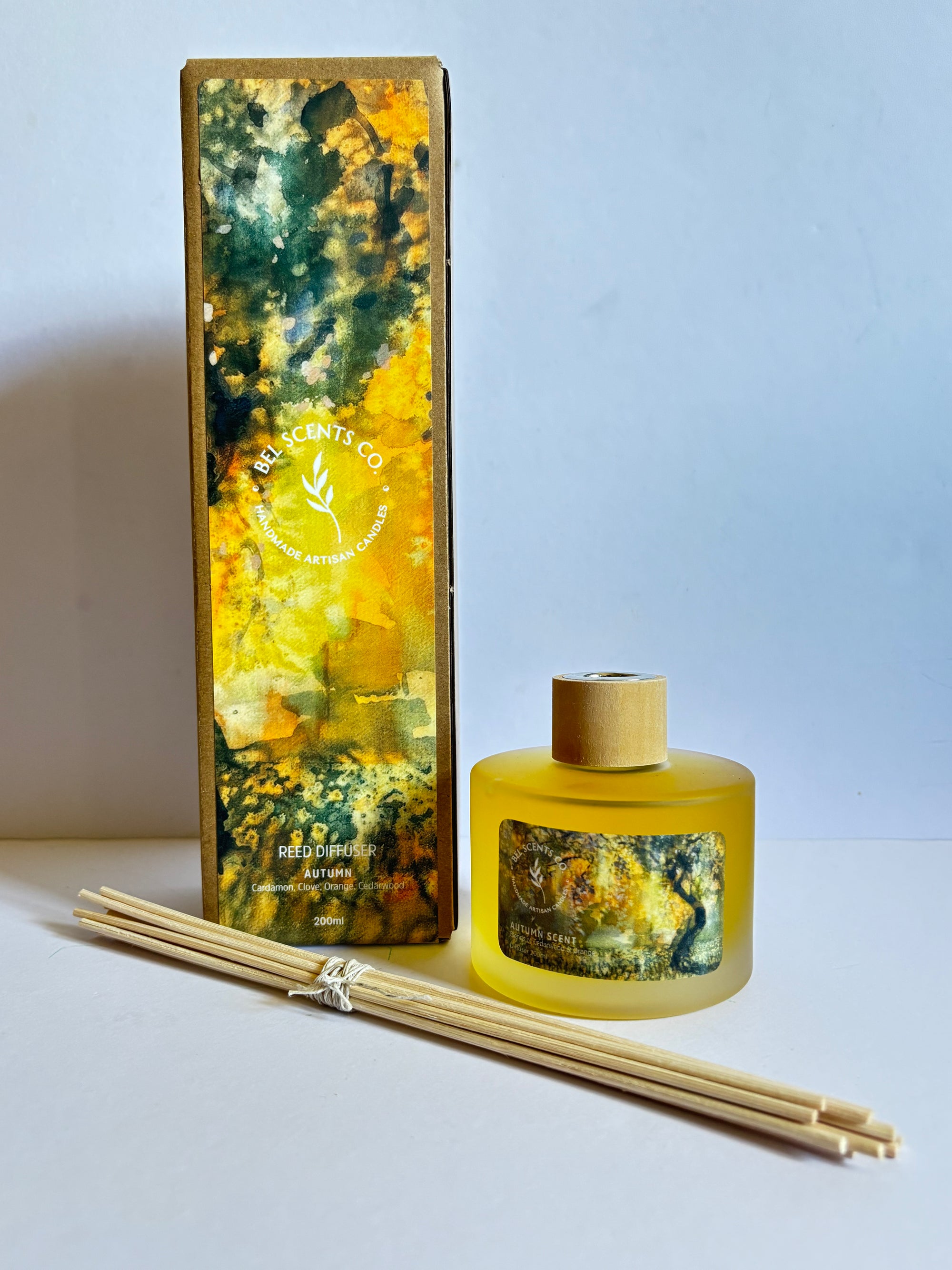 Autumn Scented reed diffuser Made with pure essential oils. Is the Best Home Fragrance decor for your home. This flameless fragrance is safe and natural product and can be used around pets and children. The perfect Aromatherapy diffuser, for pure essential oils. The perfect air freshener for your home or gift to someone special. Great gifts for women or housewarming. 
Voted the Best Smelling Fragrance and most popular scent for the Home office decor and home.