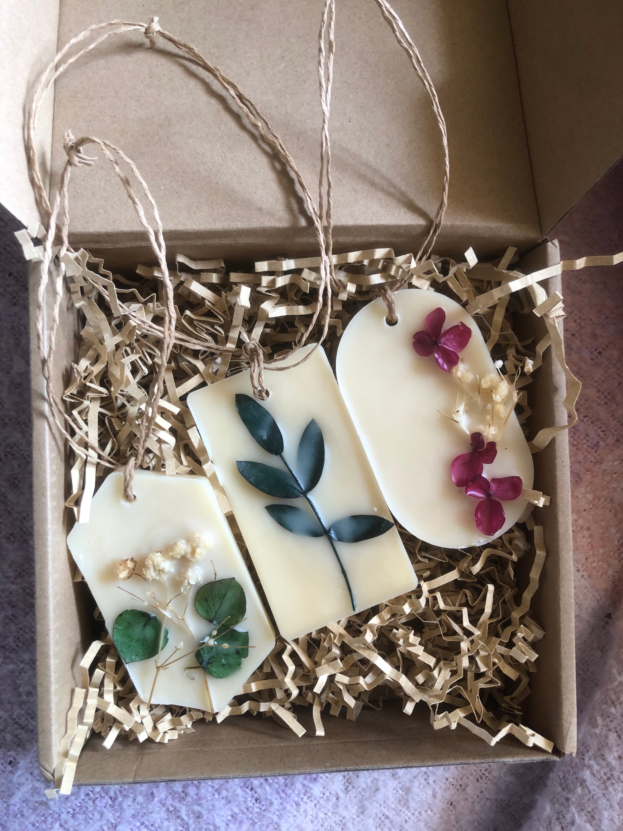 Linen + Lavender Scented Wax Sachet